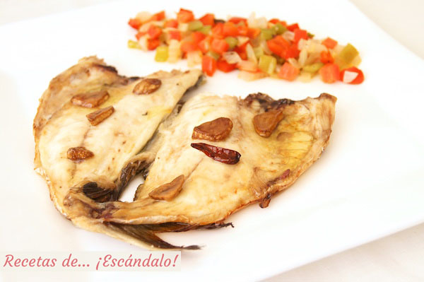 Dorada a la espalda al horno con pisto de pimientos asados