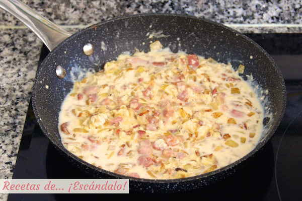 Salsa carbonara con nata