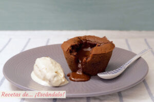 Coulant de chocolate o volcán de chocolate. Receta muy fácil y deliciosa