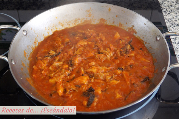 Tomate, setas y sofrito