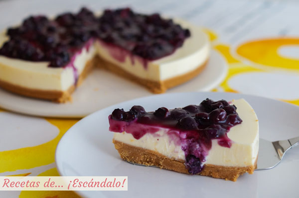 Tarta de queso fria con arandanos. Receta sin horno