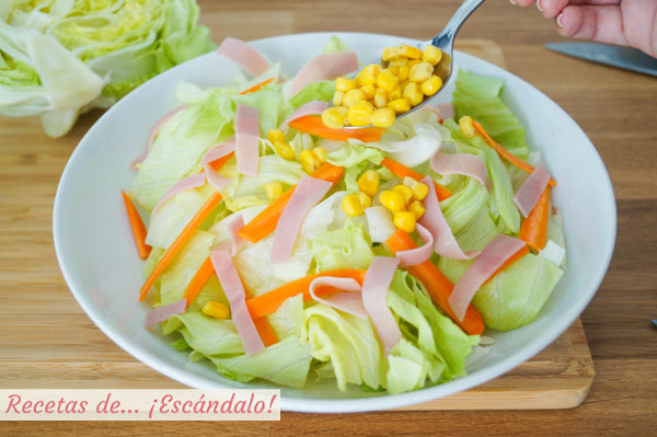 Ensalada china con salsa agridulce blanca