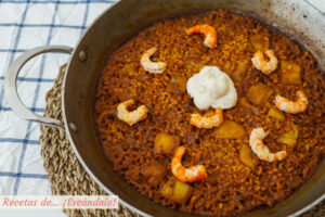 Arroz a banda. Receta tradicional mediterránea