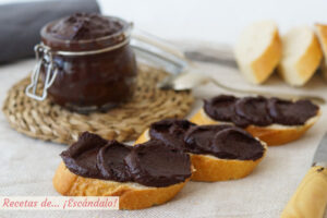 Cómo hacer crema de cacao y avellanas o Nutella casera. Receta paso a paso