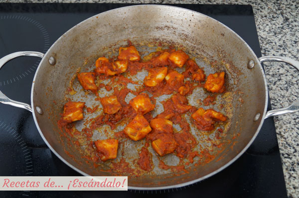 Sepia con tomate