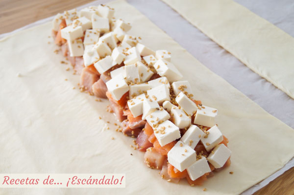 Hojaldre con salmon y queso feta