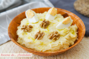 Bacalao al ajoarriero o atascaburras. Receta tradicional