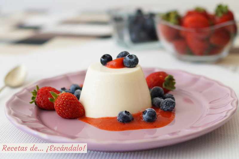 Panacota o panna cotta, receta del clasico postre italiano de nata