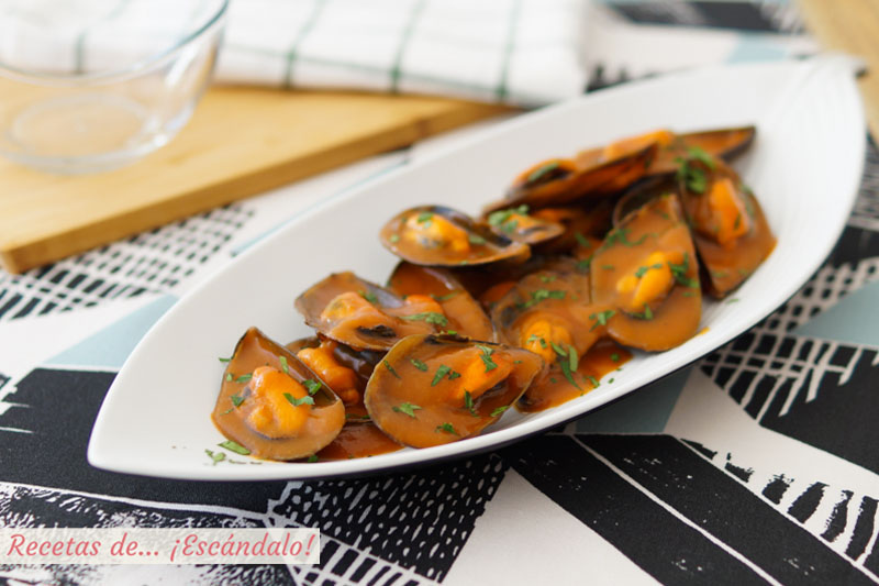 Mejillones al vapor en salsa americana. Faciles y ricos