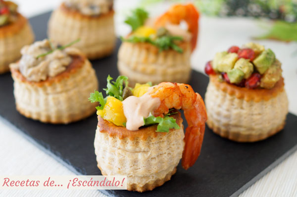 Volovanes rellenos de coctel de gambas