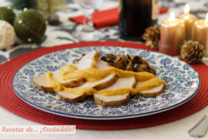 Lomo de cerdo al horno con salsa de manzana, canela y verduras