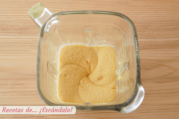 Hummus de garbanzos casero con tahini