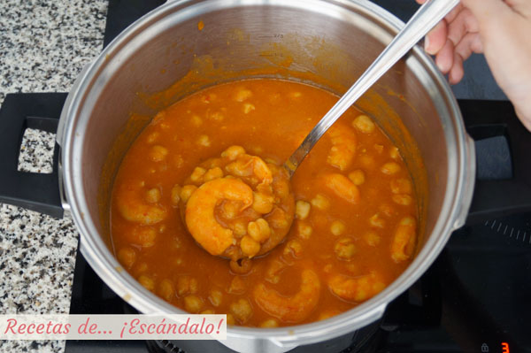 Como hacer potaje de garbanzos y langostinos
