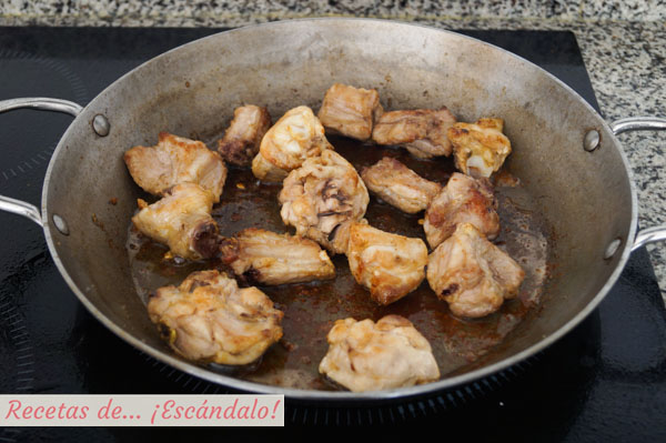 Pollo para la paella mixta