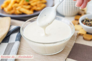 Salsa bechamel de cobertura en Thermomix, sin grumos y cremosa