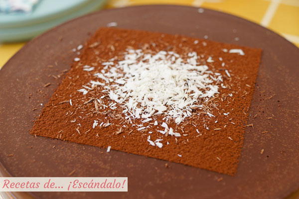 Decoracion tarta tres chocolates