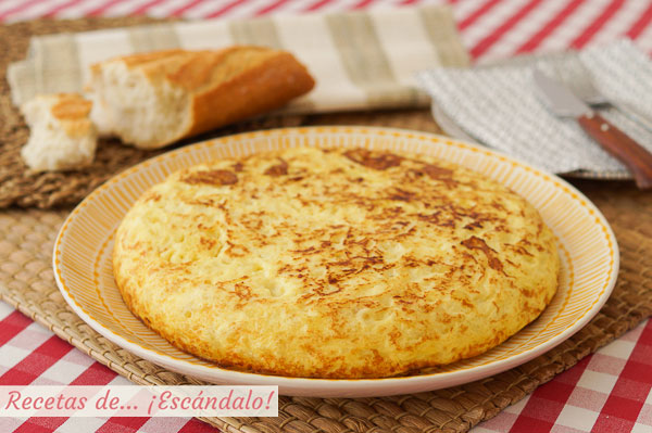 Como hacer tortilla de patatas en Thermomix, con o sin cebolla y trucos para cuajarla