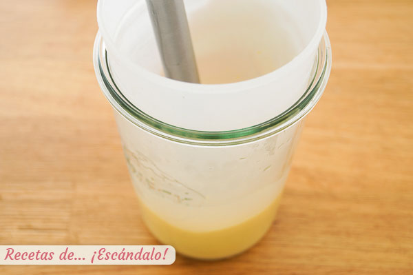 Bano maria para salsa holandesa casera