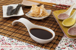 Receta de salsa ponzu casera, un aderezo japonés fantástico