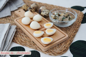 Cómo cocer huevos de codorniz. Tiempos y trucos para pelarlos