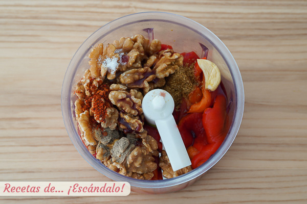 Ingredientes muhammara o crema de pimientos y nueces