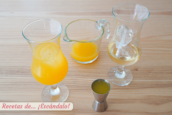 Zumo de naranja coctel tequila sunrise