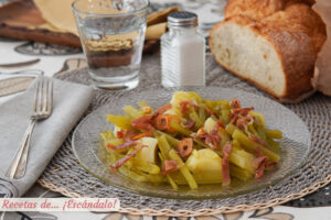 Borrajas con patatas y jamón, tiernas y ricas